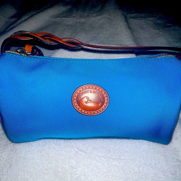 Dooney & Bourke Handbags - Small Nylon Dooney & Bourke hand bag